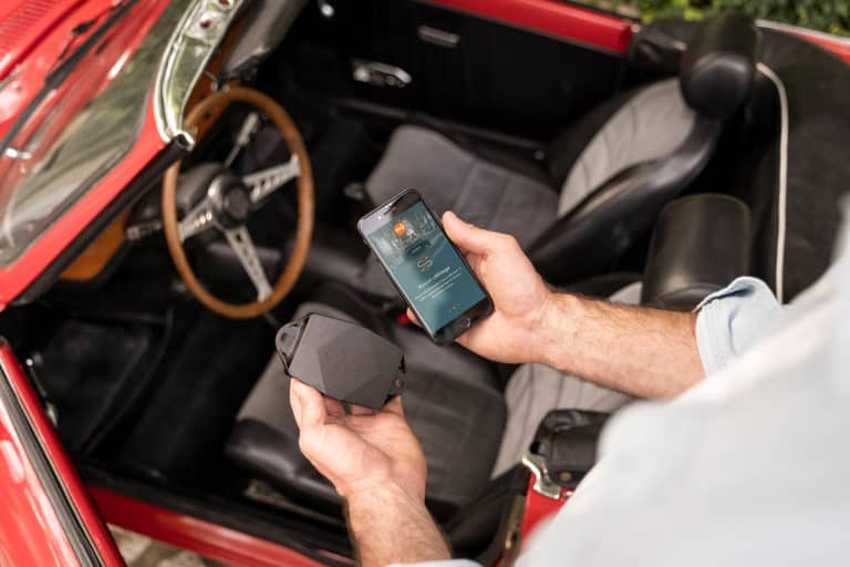 TRAKmy : la start-up qui trace les véhicules de collection (automobiles, motos, etc). ??