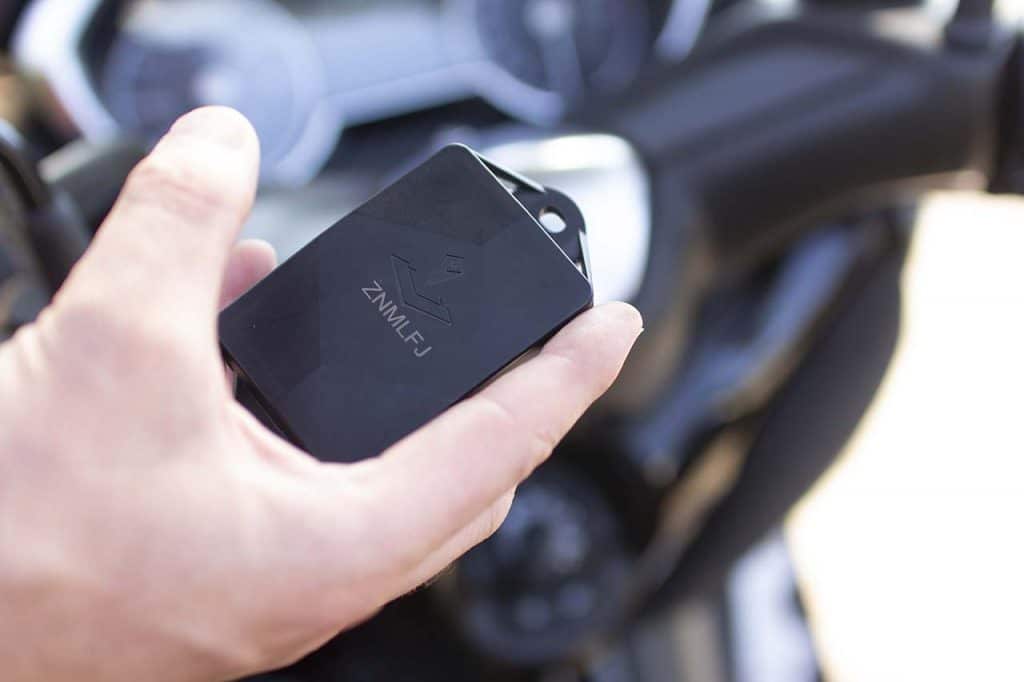 Traceur GPS sur moto
