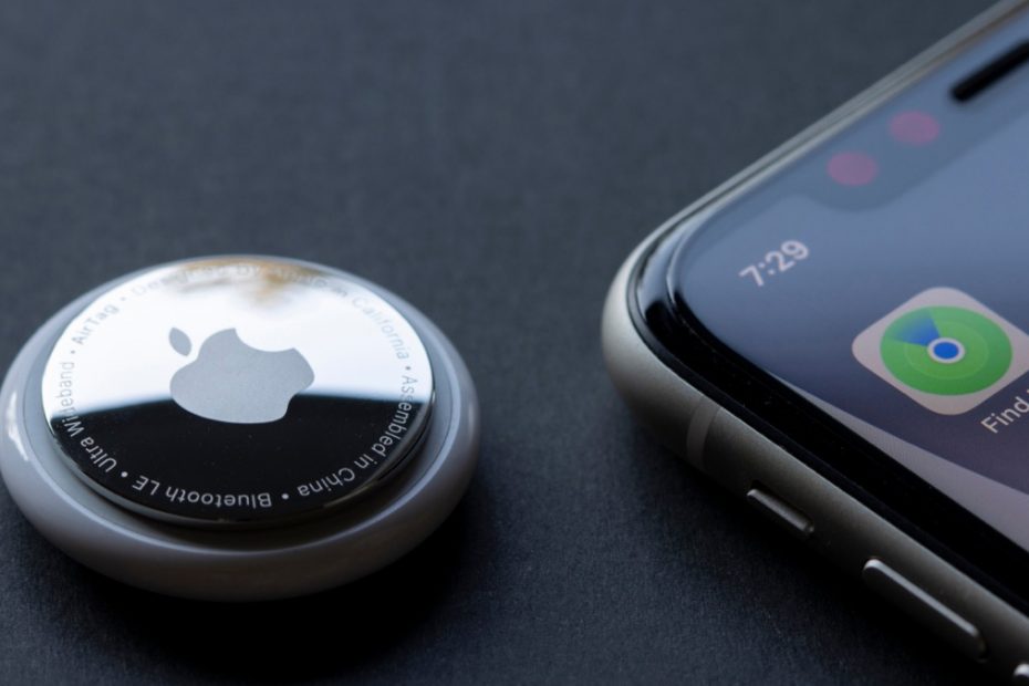 Apple AirTag VS Traceurs TRAKmy air tag TRAKmy air tag